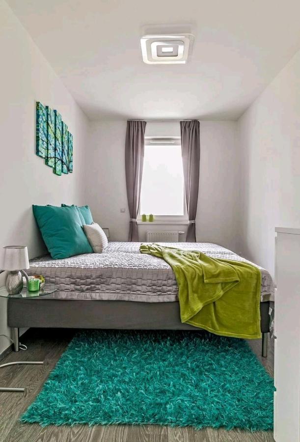 Green Apartman Balatonlelle Exterior photo